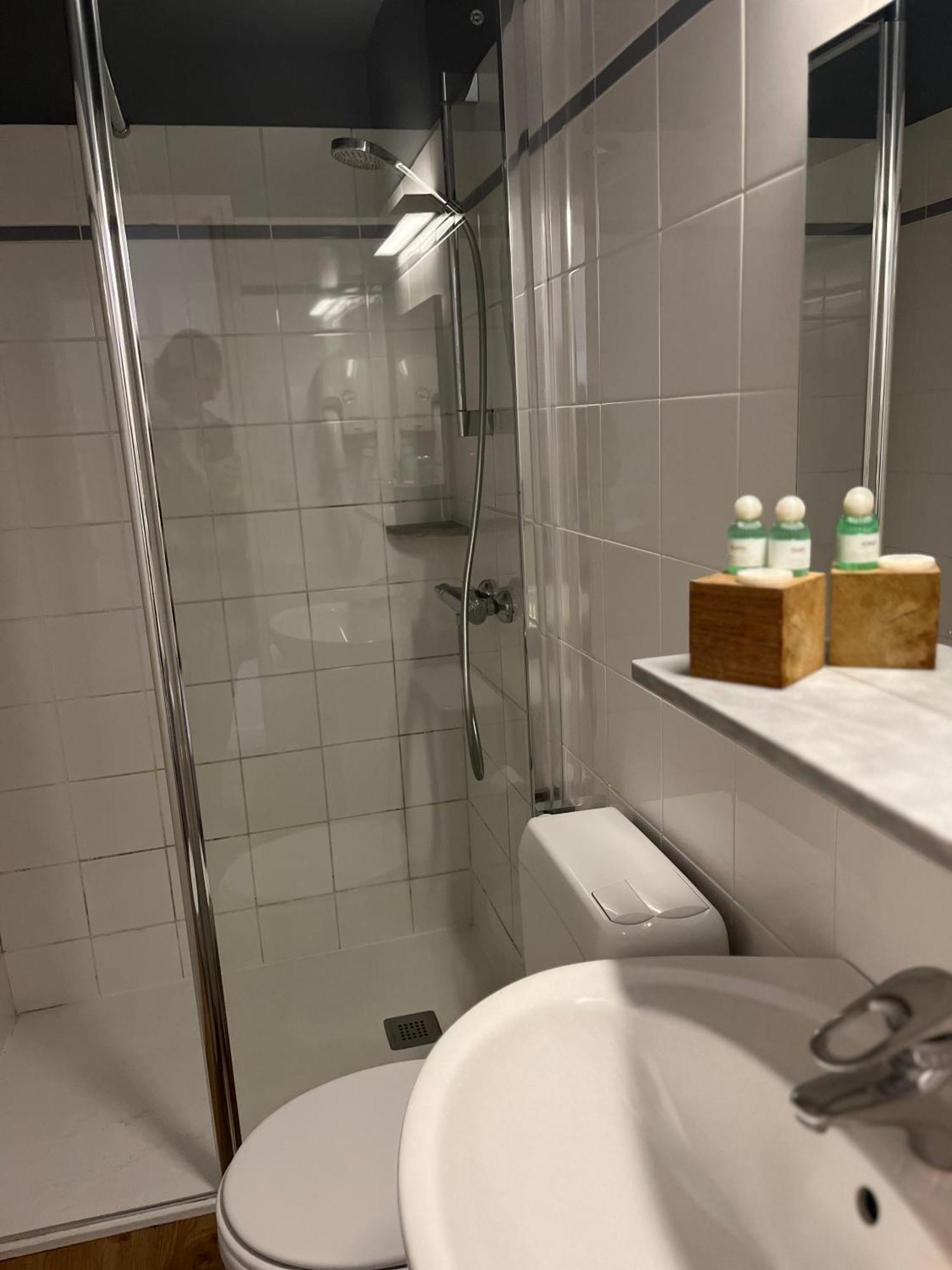 Le Temeraire Hotel Charolles Ngoại thất bức ảnh