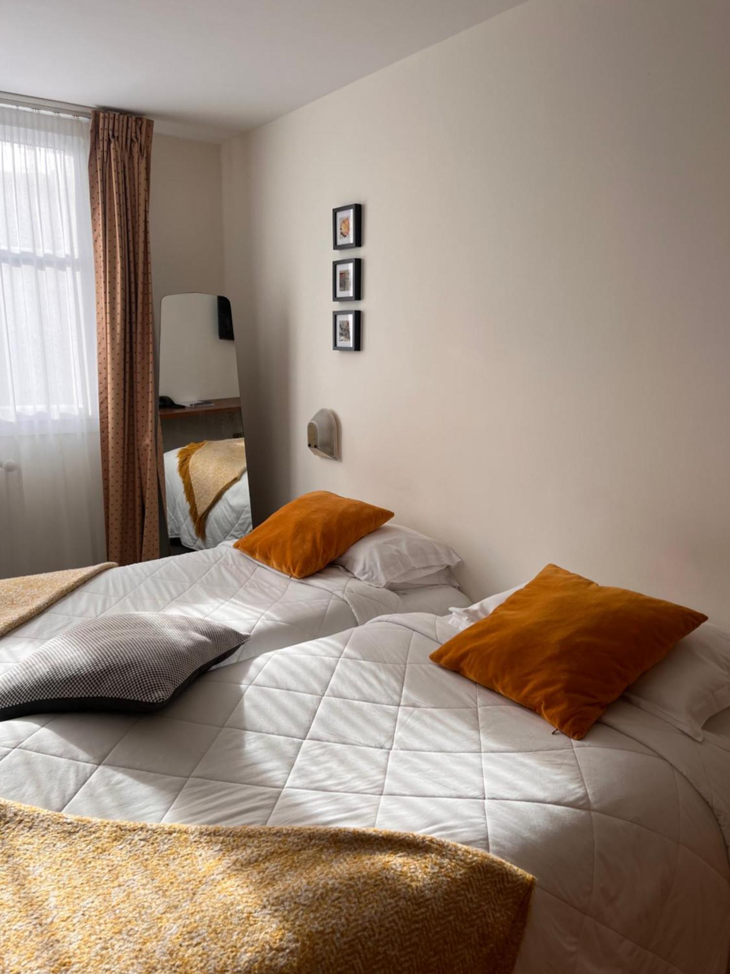 Le Temeraire Hotel Charolles Ngoại thất bức ảnh